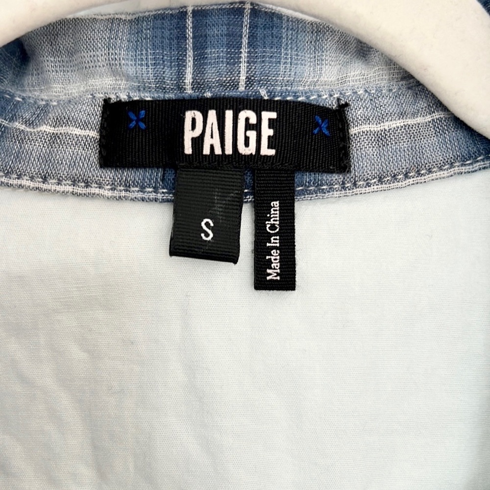 ♥️ Paige blue white plaid button down top - Picture 4 of 6